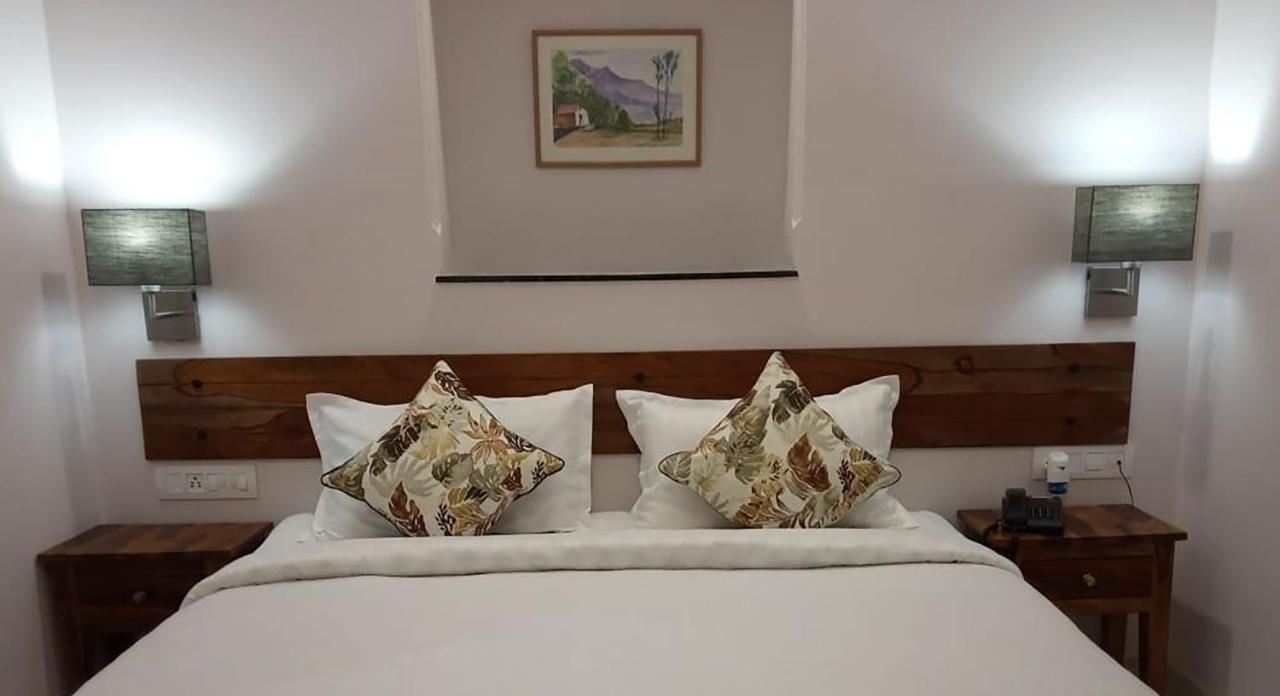 Lakeside Inn Ratanada Джодхпур Экстерьер фото